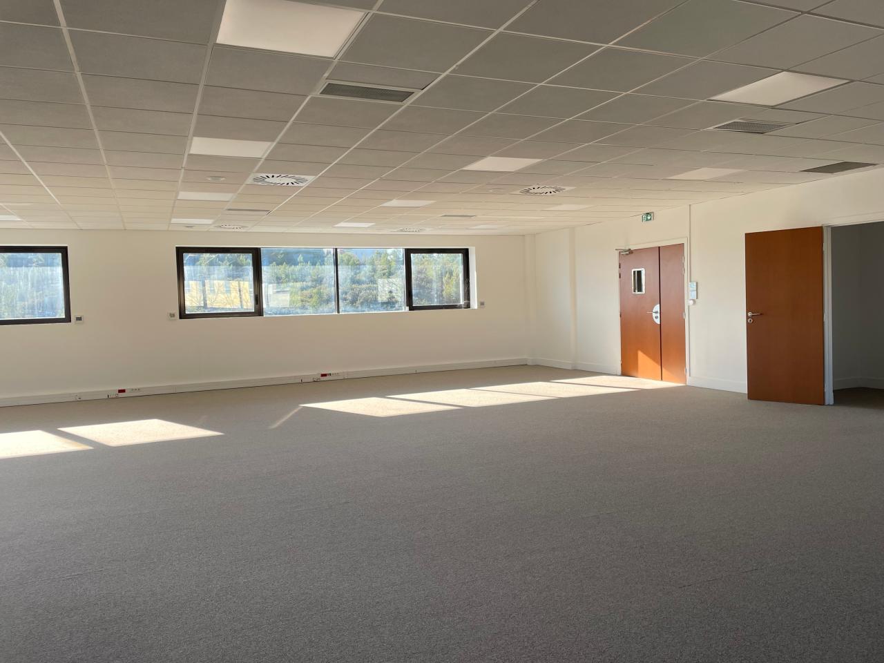 Bureau Aix-en-Provence 526m² Location bureau Aix-en-Provence Bouches-du-Rhône OLBUR2114931 7